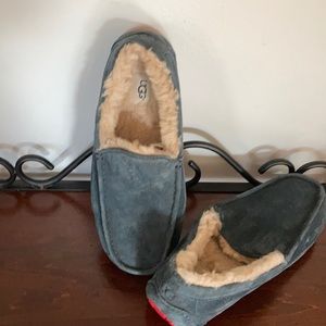 Ugg Ascot blue slipper